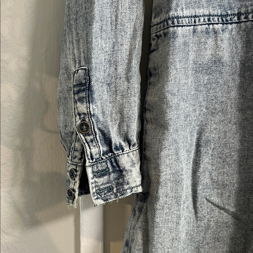 Pilcro Blue Denim Top - Picture 4 of 6